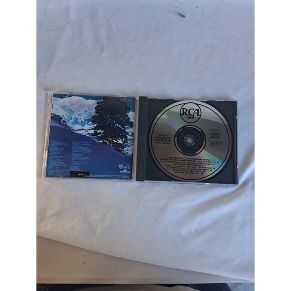 Lot of 10 Christmas Music CDs – Classics, Billboard, Beach Boys, Broadway & More - Picture 3 of 11